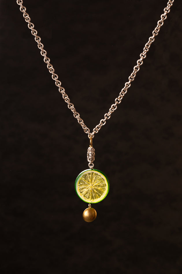 GOLDSETZERIN Produkt Tropea Ösencollier mit Limette